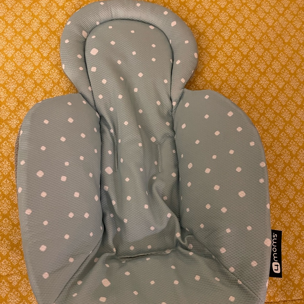 4moms reversible cool mesh infant insert for Mamaroo